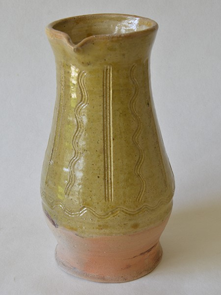 http://poteriedesgrandsbois.com/files/gimgs/th-31_PCH050-poterie-médiévale-pichet-angleterre-XVe.jpg